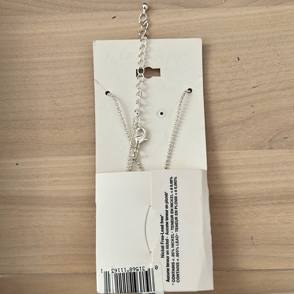 New silver necklace with initial pendant - Picture 4 of 5